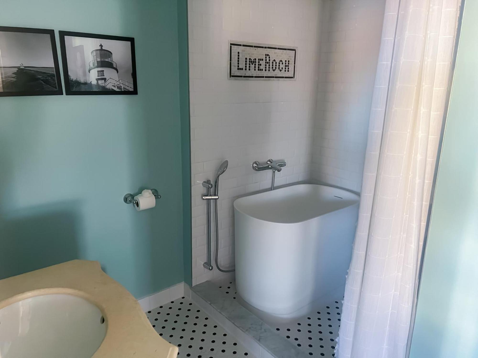 Limerock Inn Rockland Bagian luar foto
