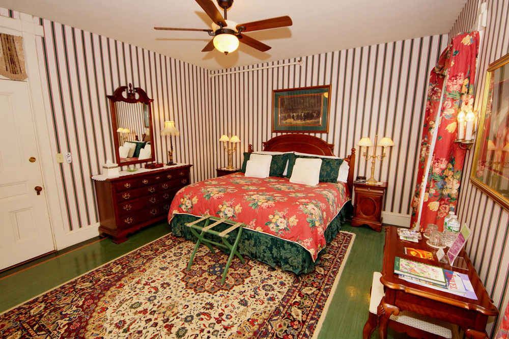 Limerock Inn Rockland Bagian luar foto