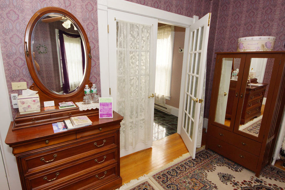 Limerock Inn Rockland Bagian luar foto