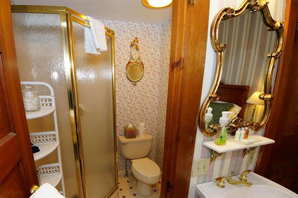 Limerock Inn Rockland Bagian luar foto