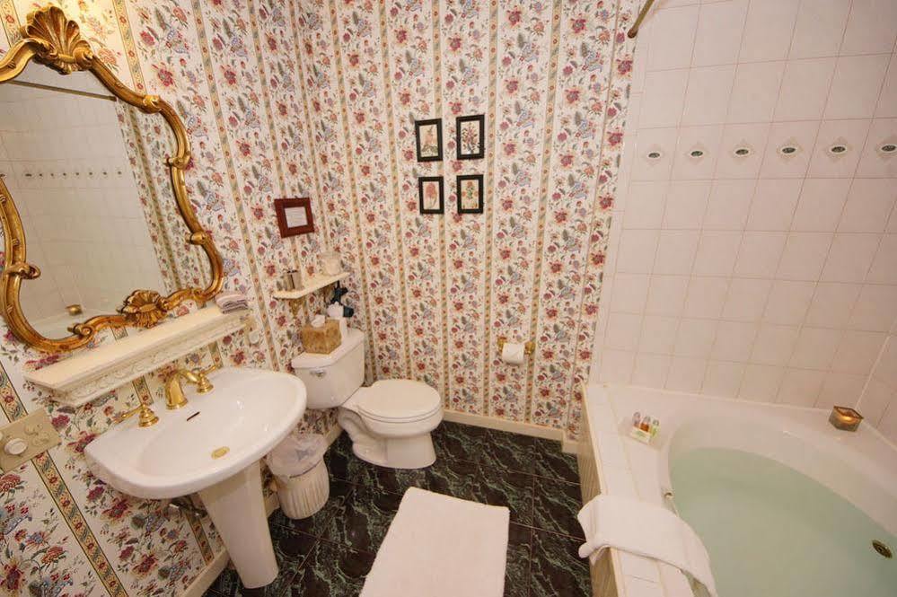 Limerock Inn Rockland Bagian luar foto